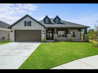 13332 SW 8th St, Yukon, OK 73099