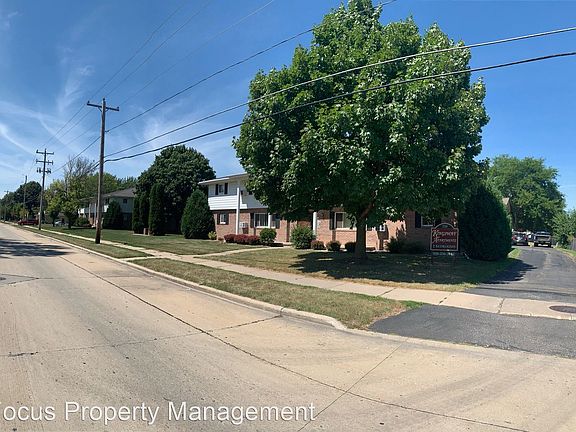 2nd image of 560 W Linwood Ave #202