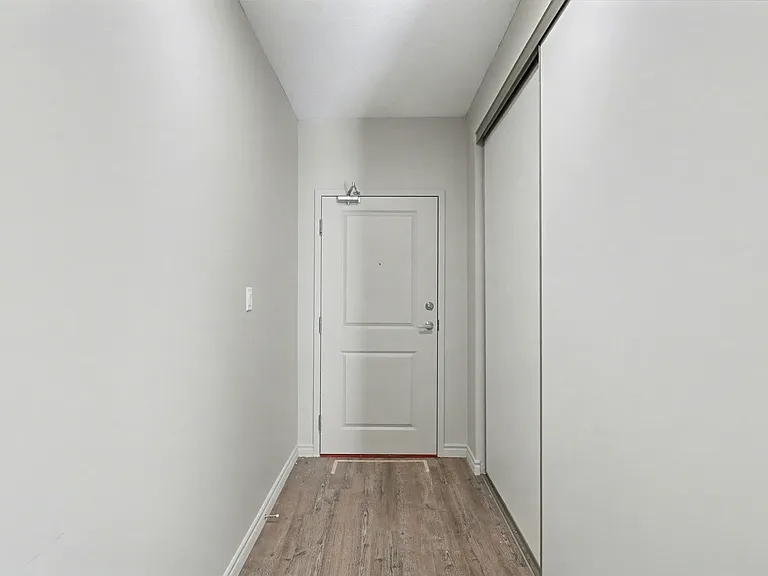 660 Garibaldi Ave — Photo 31
