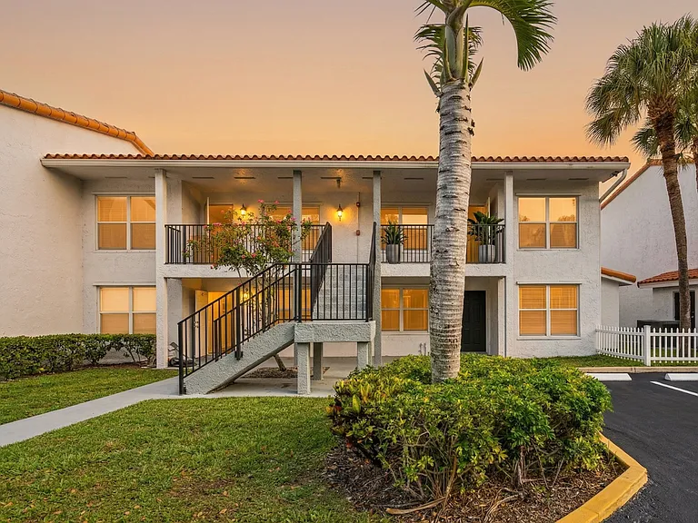 Via Delray Condominiums - 5458 Via Delray Blvd Delray Beach, FL 33484 — Photo 50