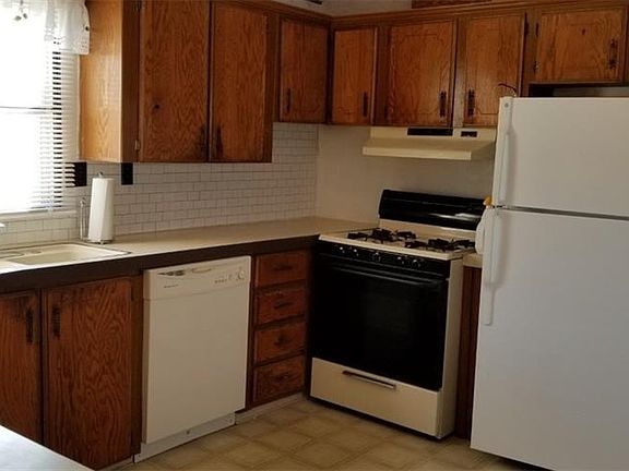 2nd image of 3 Lilliana Ln