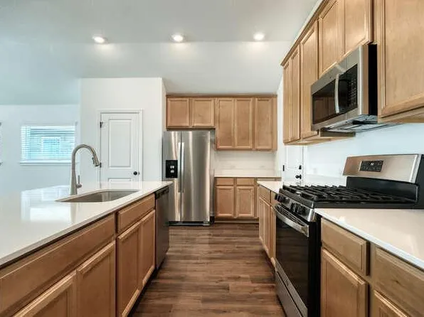 131 James Rose Ln, Bastrop, TX 78602