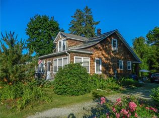 17 Uncas Ave, Quaker Hill, CT 06375