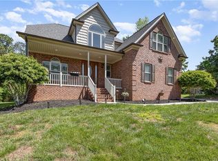 5104 Ivy Trace Ct, Clemmons, NC 27012