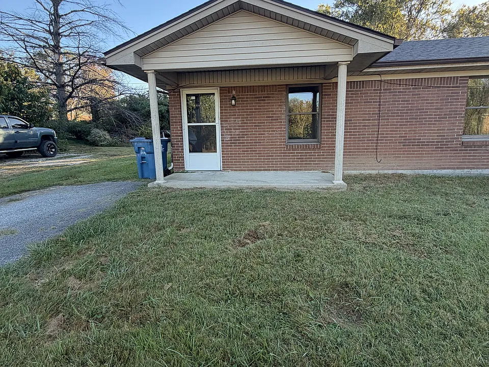 104 Bluebird Ct #1