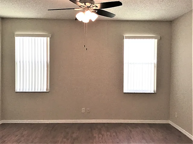5039 Adair Oak Dr — Photo 9