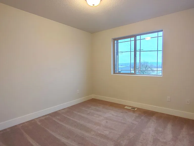 10490 NW 292nd Ave — Photo 17