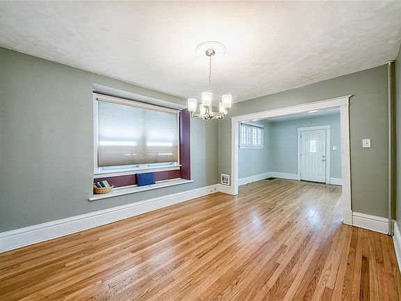5th image of 1116 Blendon Pl