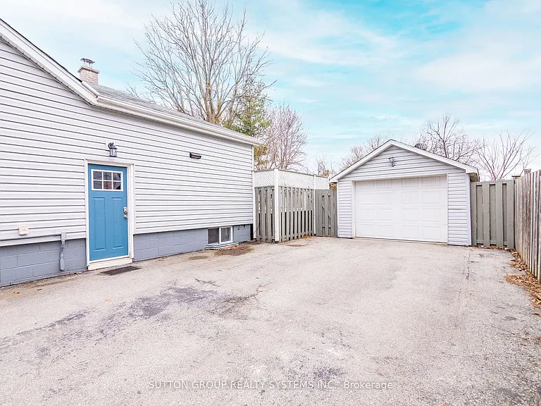 2399 Glenwood School Dr — Photo 4