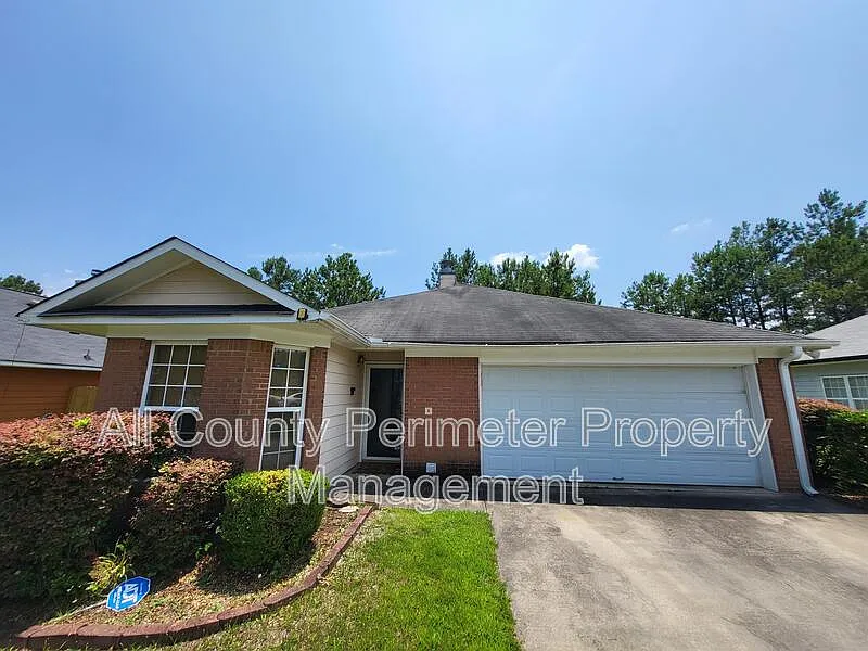 624 Oakland Hills Dr