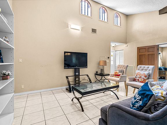 4th image of 8220 Pine Drive #43