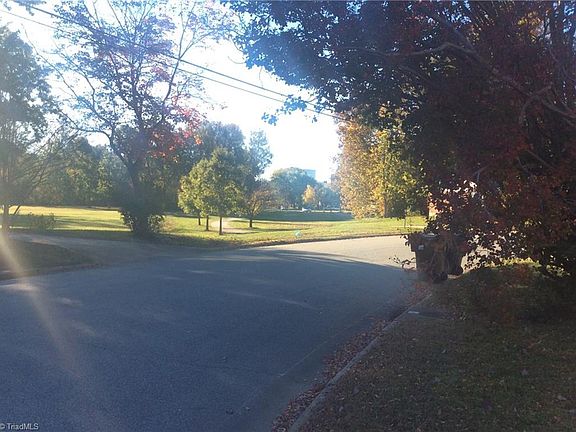 2nd image of 2014 Urban Dr
