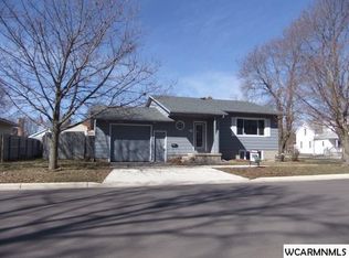 315 8th St N, Mountain Lake, MN 56159