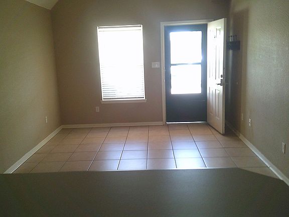 3rd image of 3511 Westwood Dr #A-b