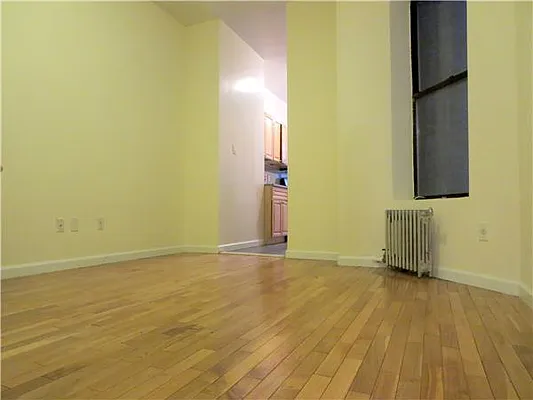 Rented by Compass | media 26