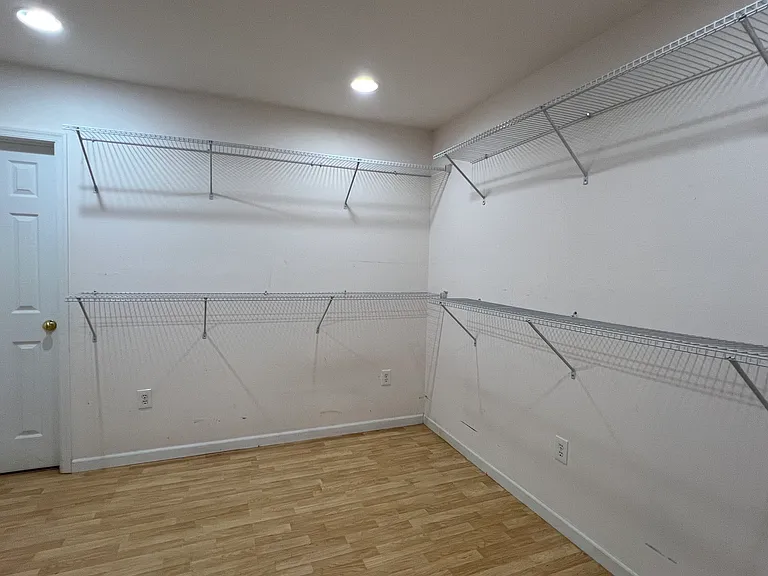 4790 Catterick Ct — Photo 24