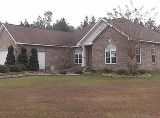 24 Lilly Ln, Ellisville, MS 39437