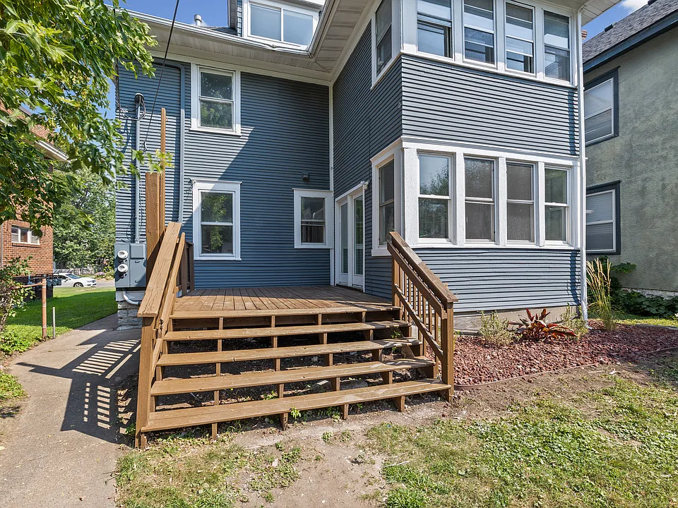892 Marshall Ave