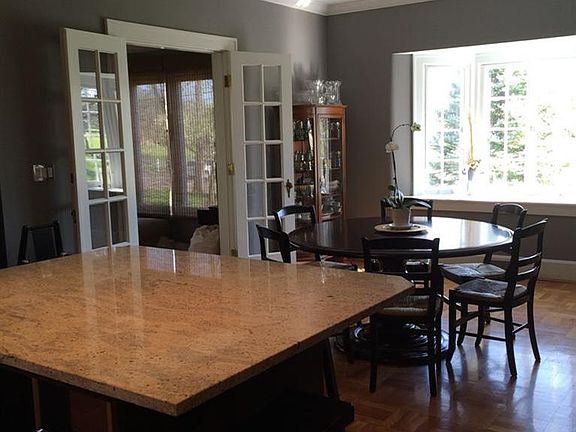 4th image of 104 Mount Pleasant Ave