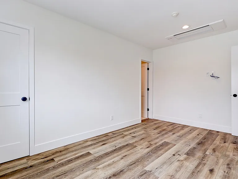 1919 Harriman Ln #3 — Photo 14