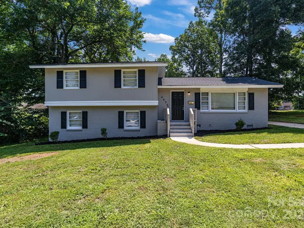 4635 Thornwood Rd, Charlotte, NC 28213