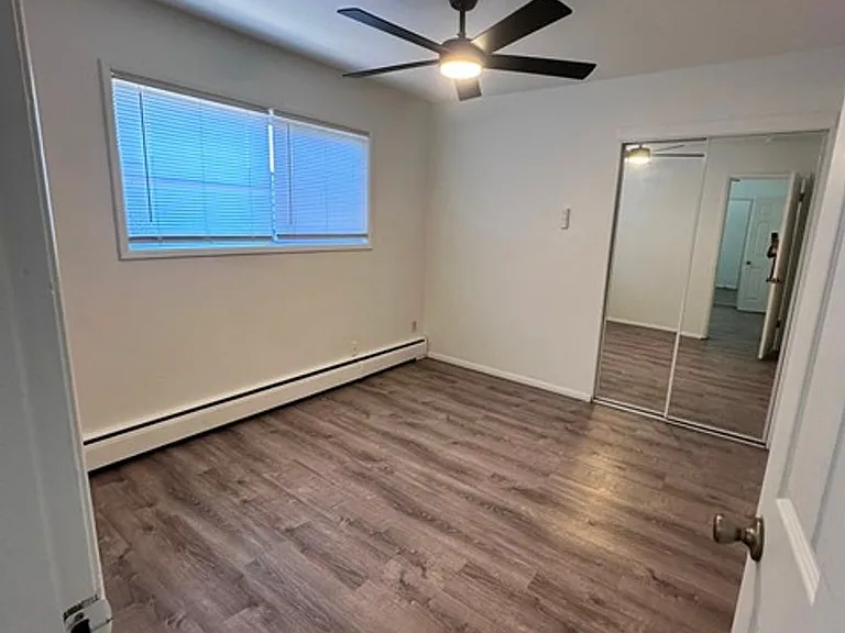 2544 Union St — Photo 73