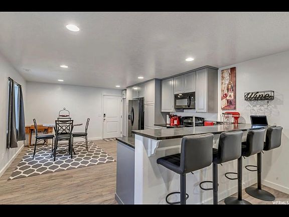 2nd image of 1020 N Wahlen Way