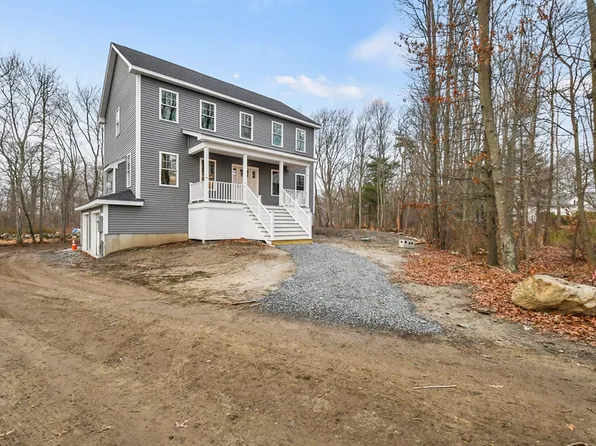 4 Swansom Rd, Swansea, MA 02777