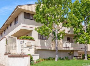 1107 W 158th St APT 1D, Gardena, CA 90247