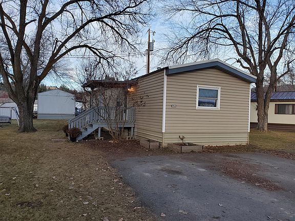 2nd image of 12832 Agate Dr