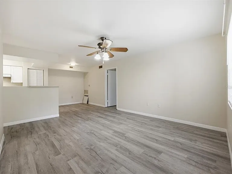 3004 Parkway Blvd #106 — Photo 6
