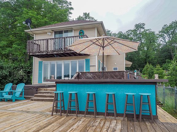 388 Lyon Lake Rd-103