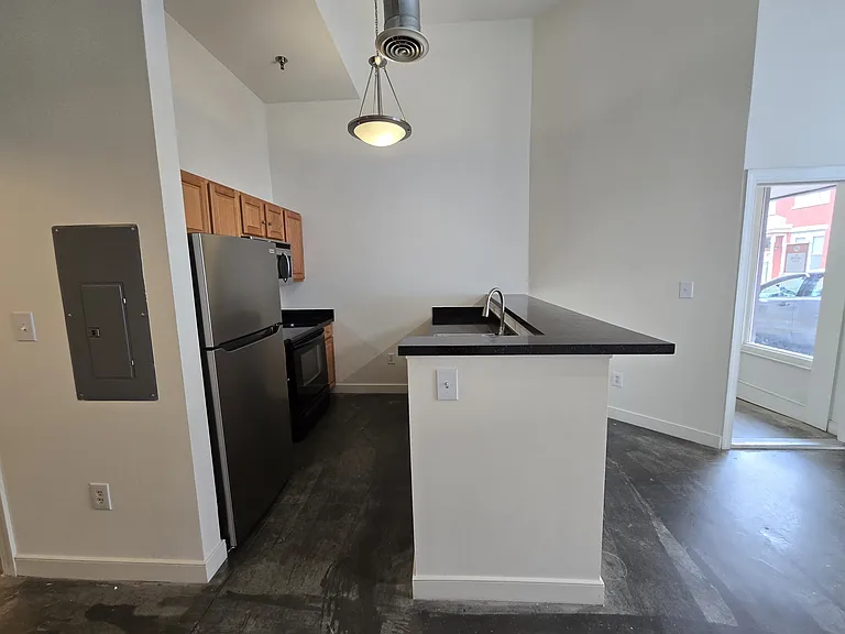 302 Goshen St #100 — Photo 10