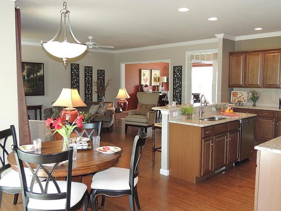5th image of 412 Fieldstone Dr #L-0016