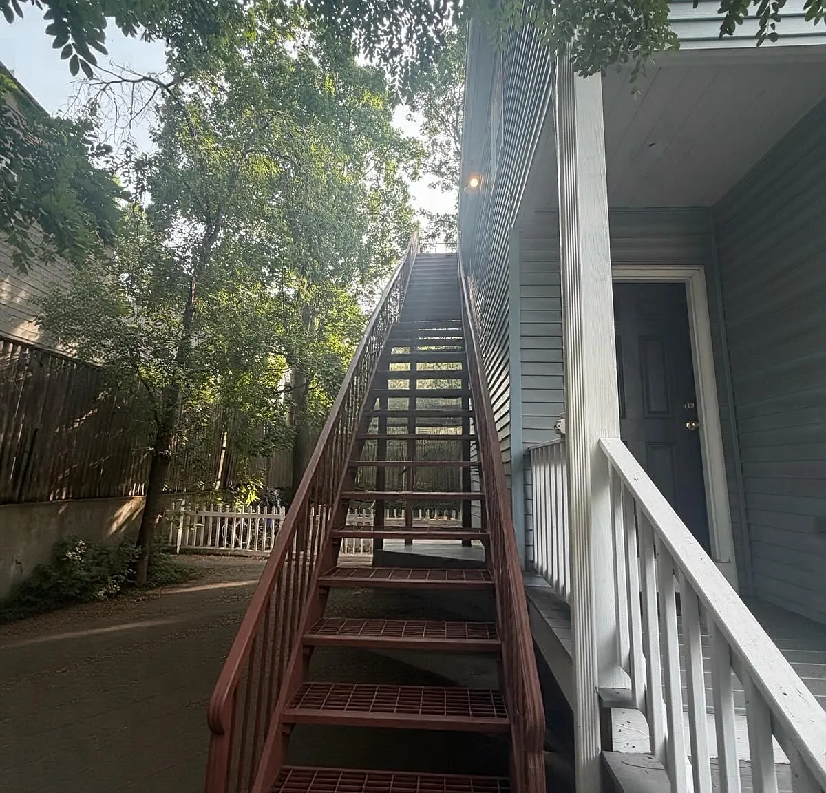 2 bed, 1.0 bath, 850 sqft, $2,500 — Photo 4