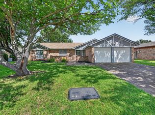 3619 Ceran Dr, Arlington, TX 76016