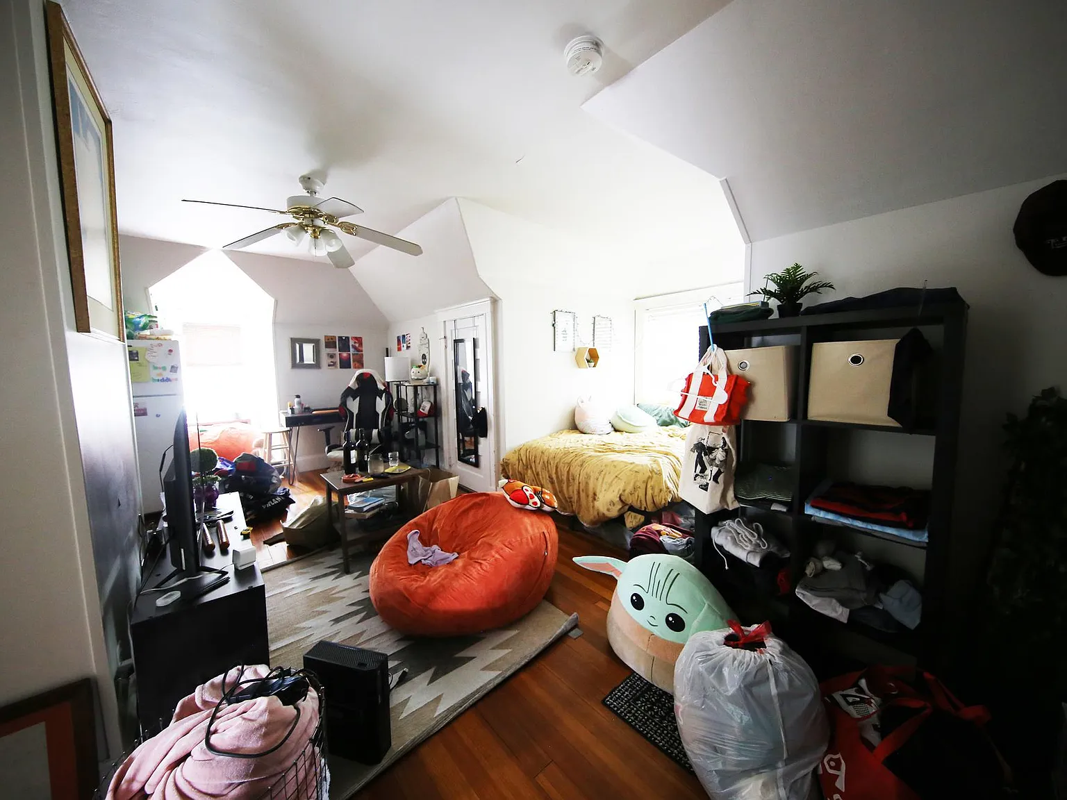 1 bed, 400 sqft, $1,995 — Photo 1