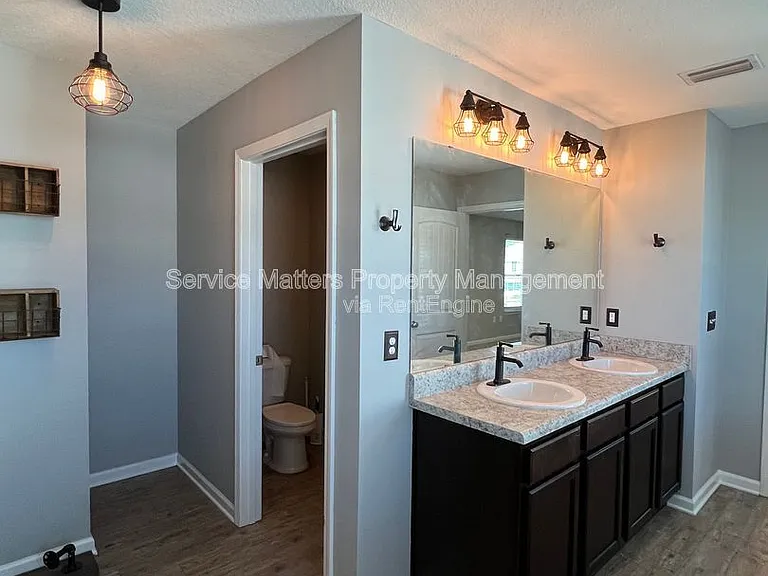 5881 Old Plantation Ct — Photo 36