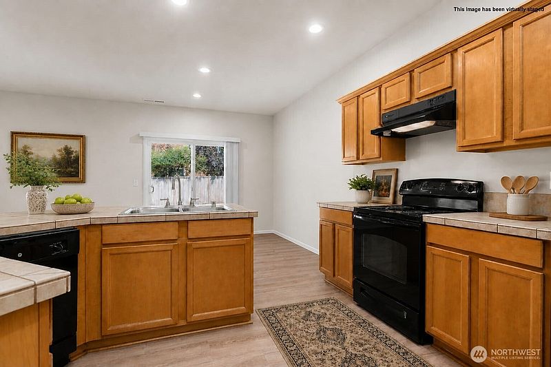 5th image of 4131 SE 167th Place SE