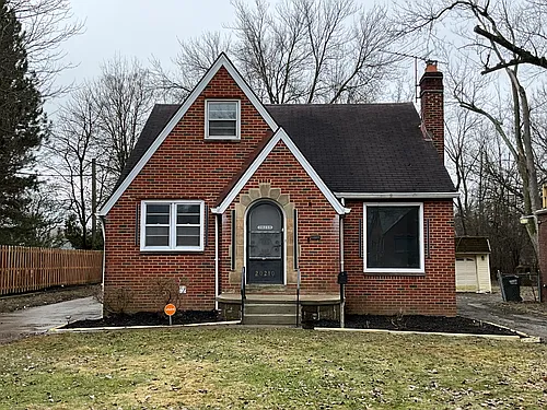 20210 Gladstone Rd Photo 1