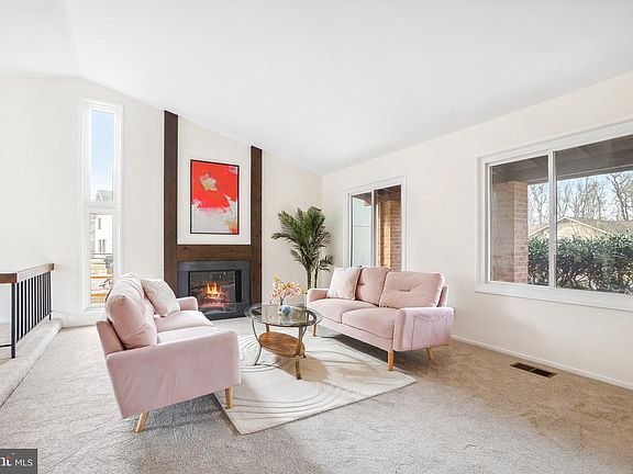 2nd image of 9516 Ash Hollow Pl