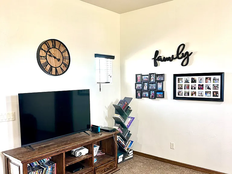 4084 Demos Ave — Photo 20
