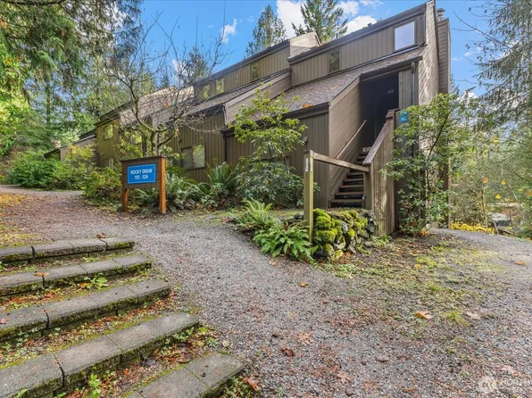 10500 Mt Baker Hwy #123, Glacier, WA 98244