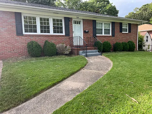 709 Brinson Arch Photo 1
