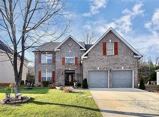 4825 Eagle Creek Dr, Charlotte, NC 28269