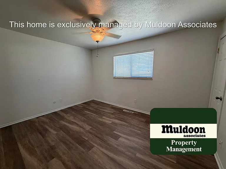 4430 Drummond Cir — Photo 9