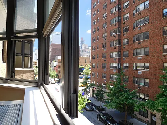 Sold by Renetta Real Estate | media 23