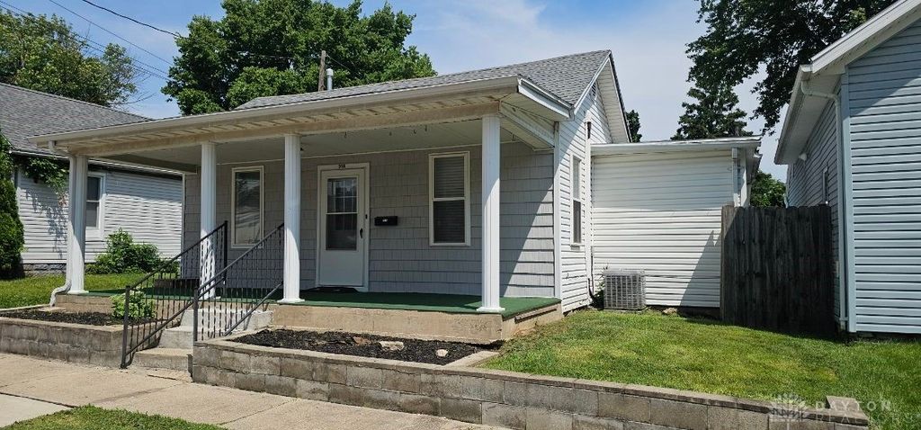 Real estate listing image