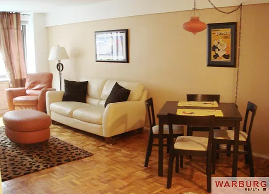 Rented by Warburg | media 16