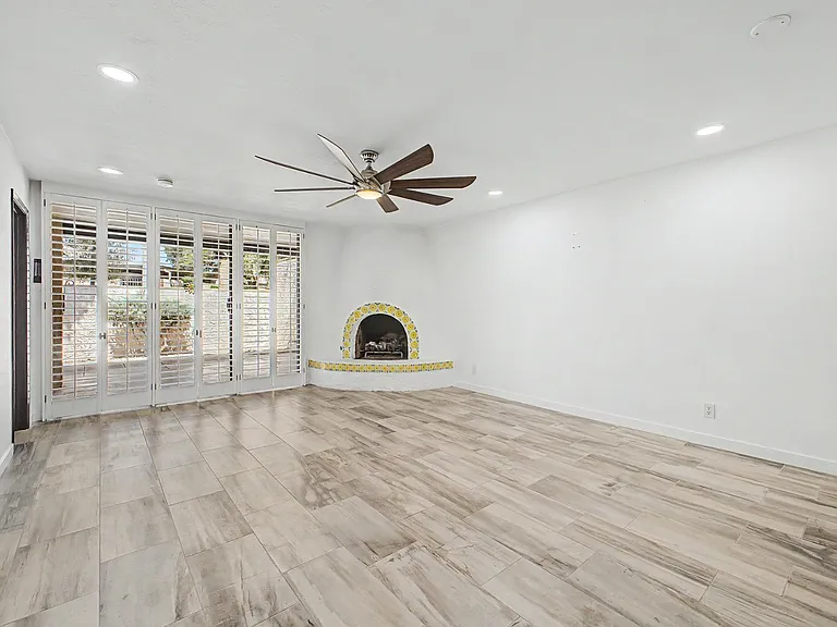 37210 N Tranquil Trl #13 — Photo 9